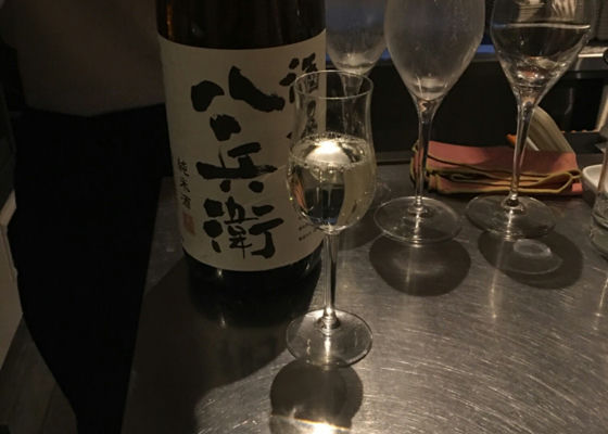 alt 1