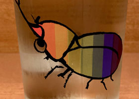 alt 1