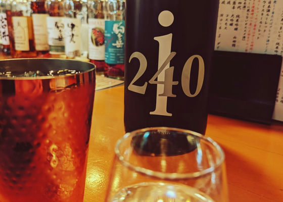 alt 1