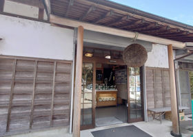 alt 2