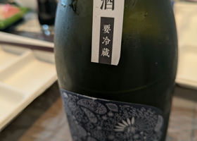 alt 1