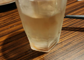 alt 1