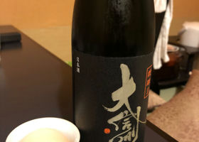 alt 1