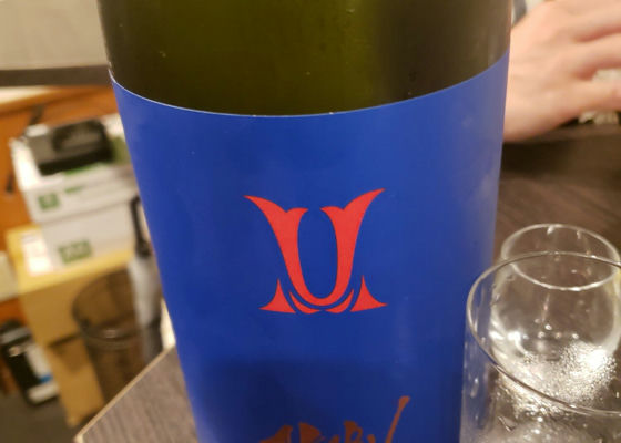 alt 1
