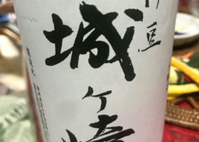 alt 1