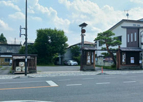 alt 4