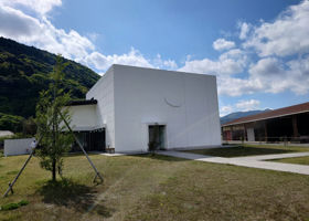alt 3