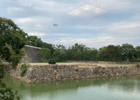 alt 2
