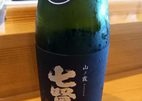 alt 1