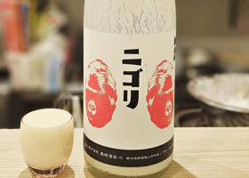 東力士のラベルと瓶 1