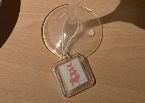 alt 1