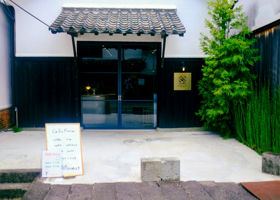 alt 3