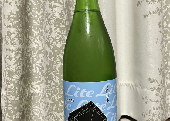 alt 1