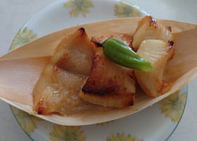 alt 2