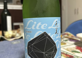 alt 1