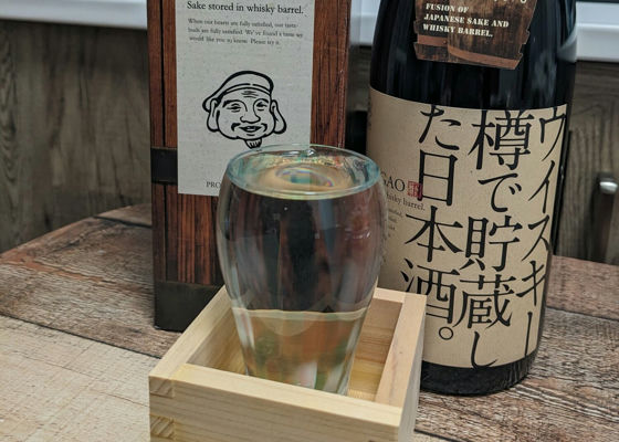 ウイスキー樽で貯蔵した日本酒。 チェックイン 1