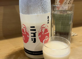 alt 1