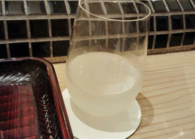 alt 4