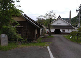 alt 3