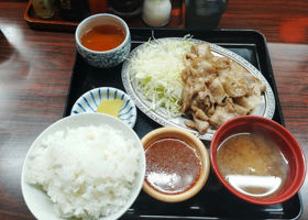 alt 4