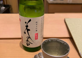 alt 1
