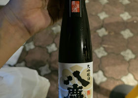 alt 1