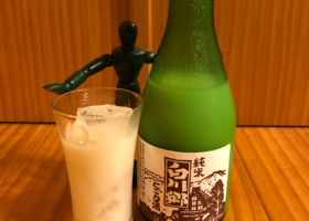 白川郷のラベルと瓶 3