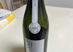 alt 1