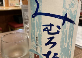 alt 1