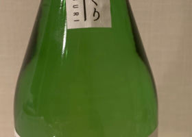 日乃出鶴のラベルと瓶 3