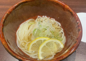 alt 3