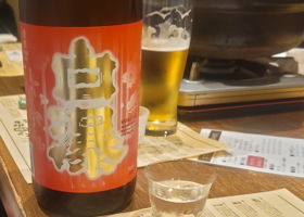 白瀑のラベルと瓶 1