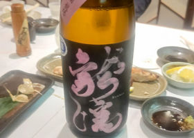 龍蟠のラベルと瓶 2