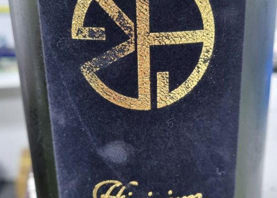 alt 1