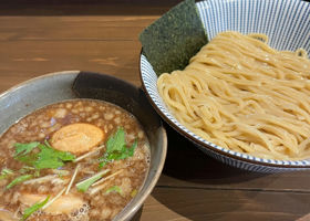 alt 3