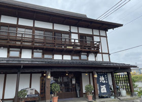 alt 3