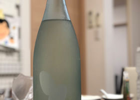 Ohmine Junmaiのラベルと瓶 2