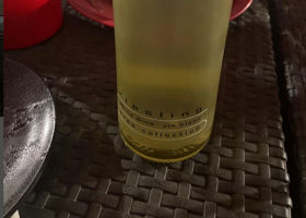 alt 1
