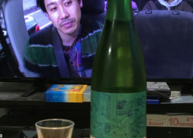alt 1