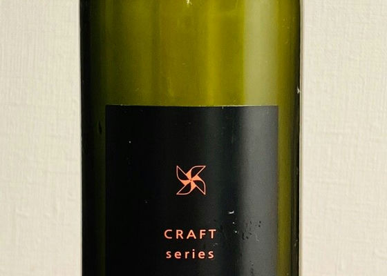 alt 1