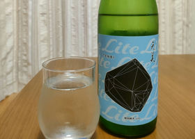 alt 1