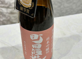 alt 1