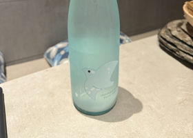 alt 1