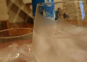 alt 3
