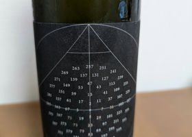 alt 1