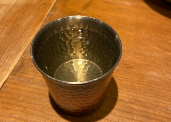 alt 1