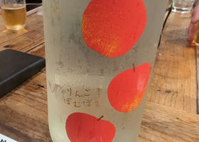 alt 1