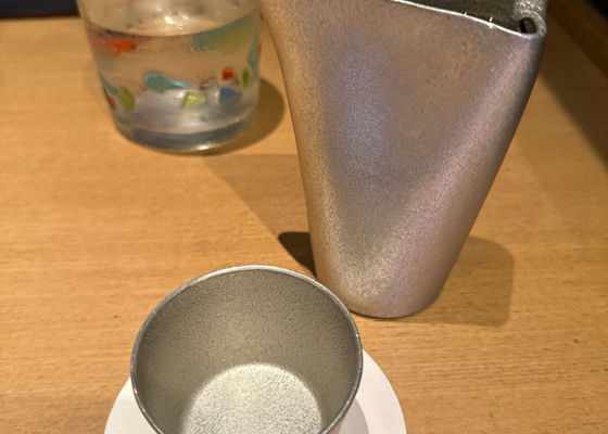 alt 1